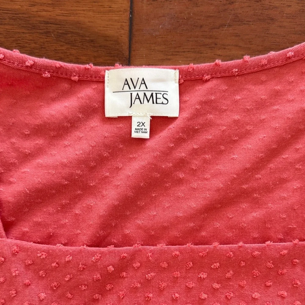 Ava James Size 2X Coral Textured Short Sleeve Top Square Neckline - Picture 2 of 5